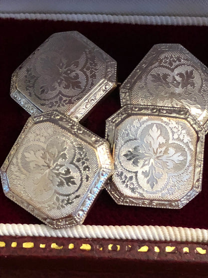Vintage Art Deco Quatrefoil Engraved Men's Cufflinks