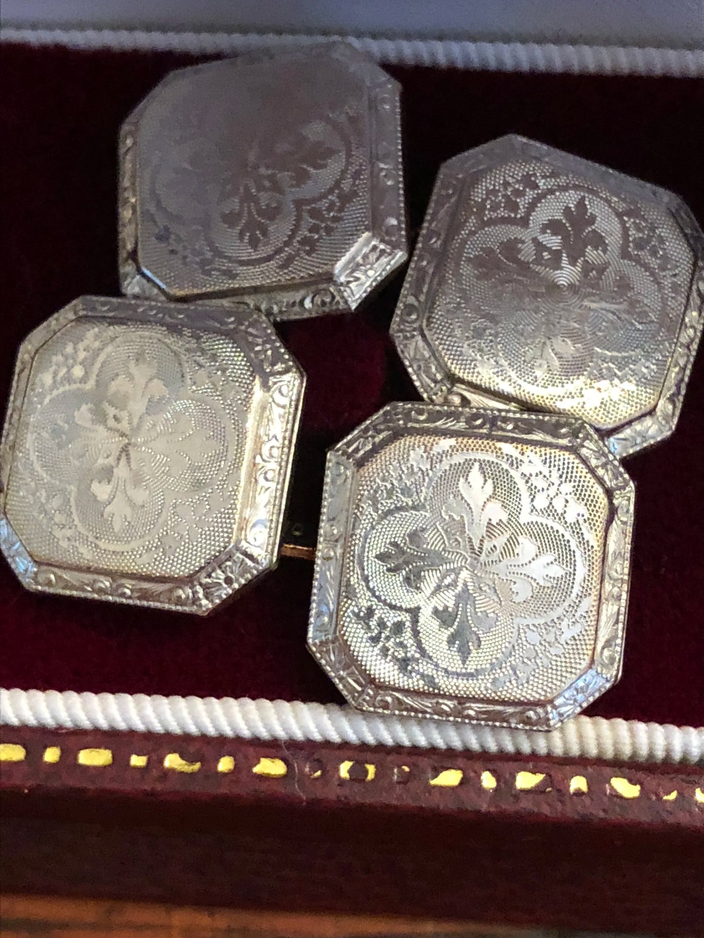 Vintage Art Deco Quatrefoil Engraved Men's Cufflinks