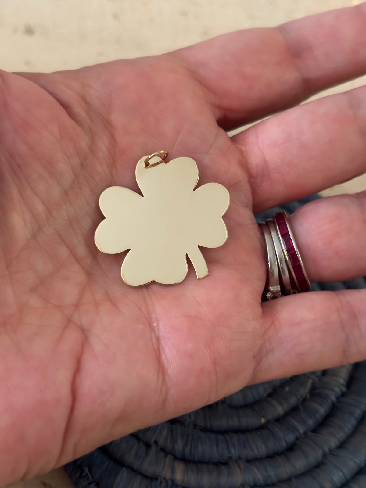 Engravable Four Leaf Clover with Stem
