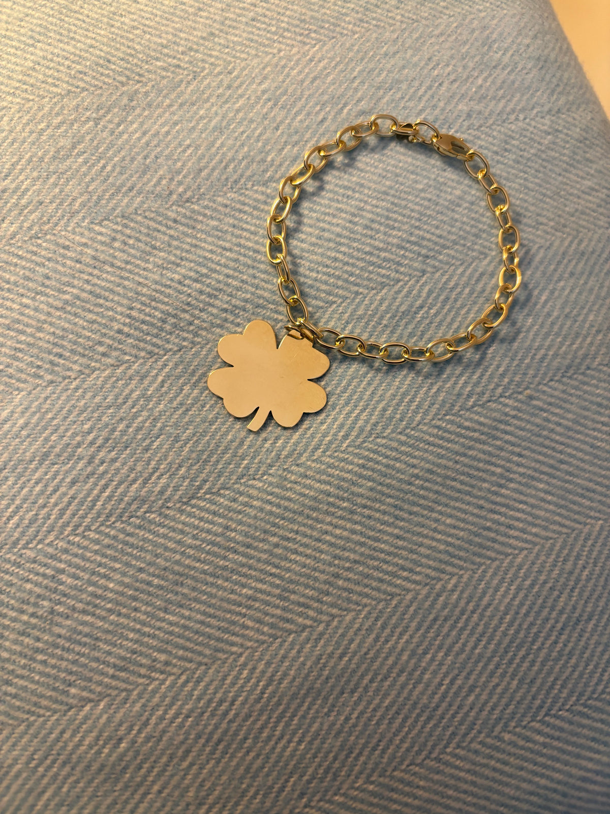 Solid Oval Link Charm Bracelet