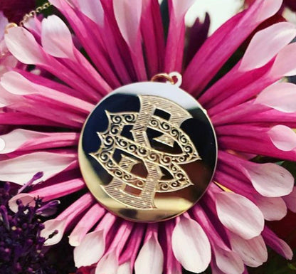 The Large Monogram Disc